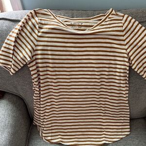 The Loft Ladies - Vintage Soft shirt - Size M